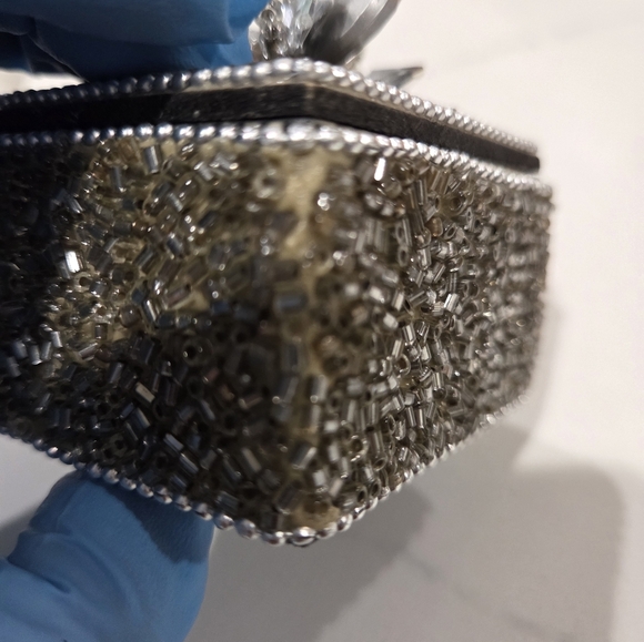 Beaded Jewelry Box with Gem Accents VINTAGE. - Picture 12 of 13